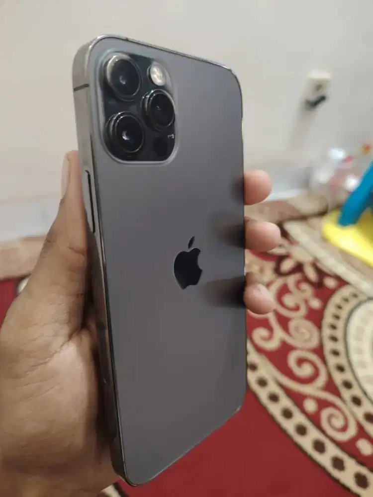 DI JUAL CEPAT IPHONE 12PRO SILVER