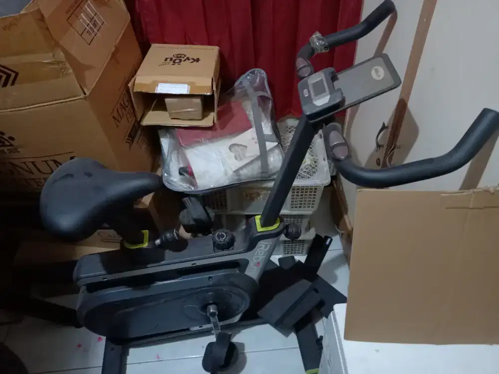 Alat Fitness Sepeda Statis Magnetic Paulo Air Bike