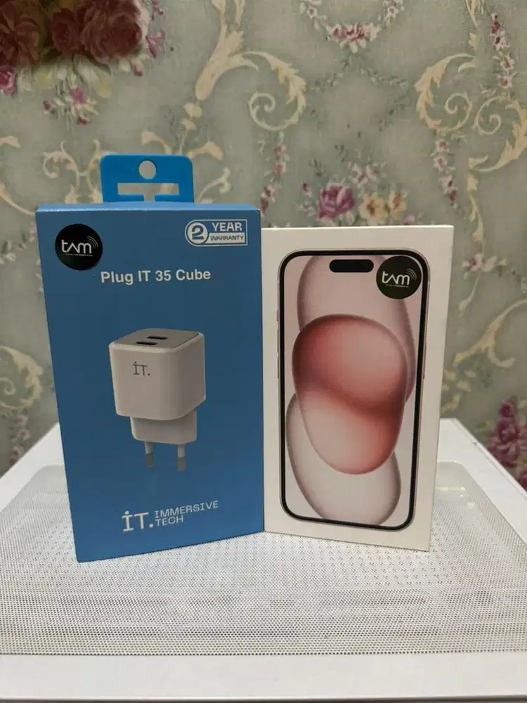 iPhone 15 New SEGEL Garansi Resmi iBox TAM