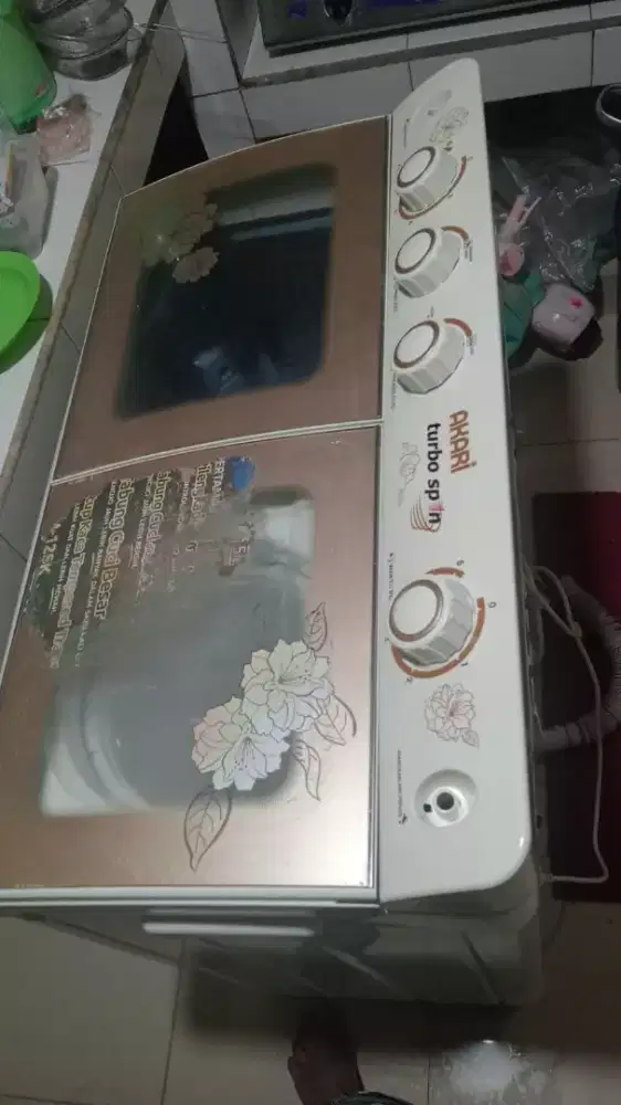 MESIN CUCI AKARI