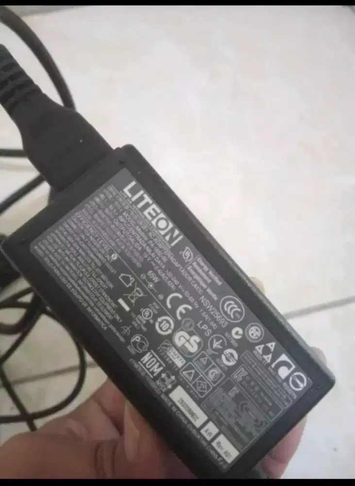 Carger laptop original