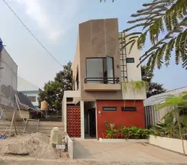 Rumah Dijual Hunian Tropical Modern di Perumahan Jatiranggon Jatisampurna Kota Bekasi Jual Murah