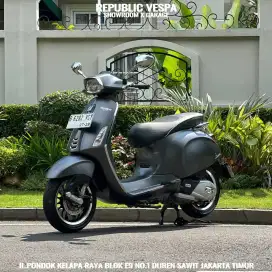 DIJUAL VESPA VESPA SPRINT 150 IGET ABS LED TH 2019 PERFECT CONDITION