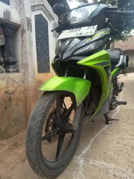 Jupiter MX tahun 2012 Hijau