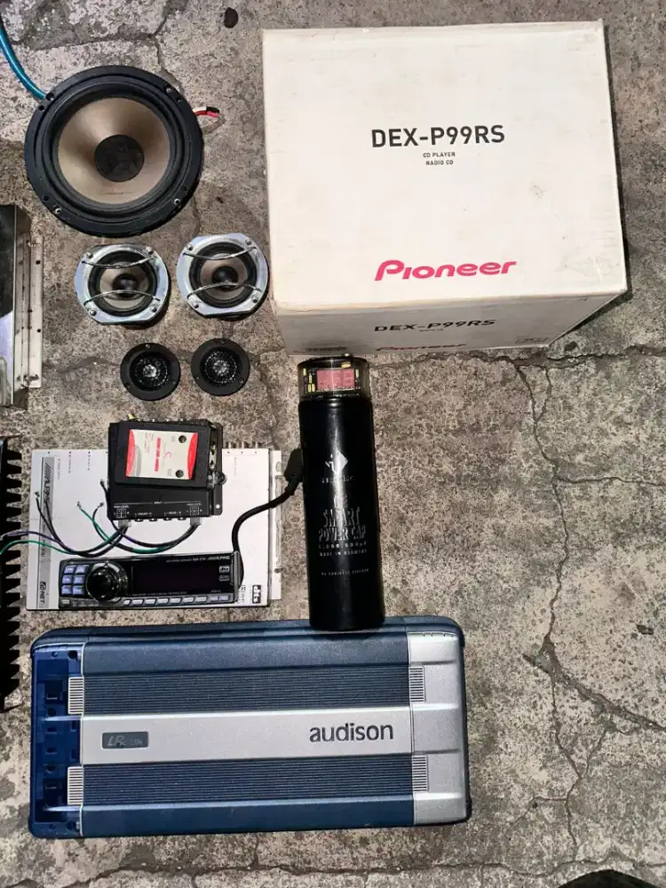 Audio copotan mobil