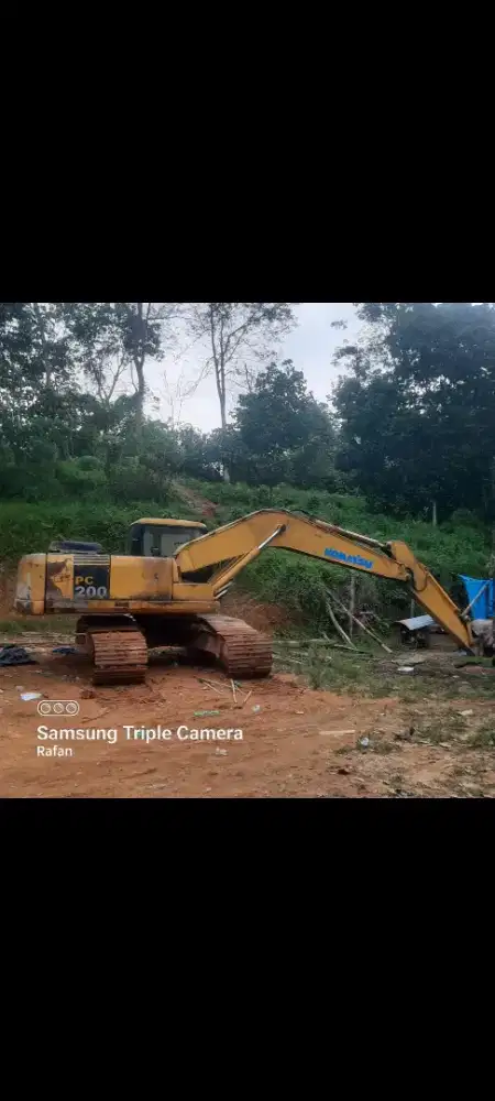Dijual Excavator PC-200 tahun 2006