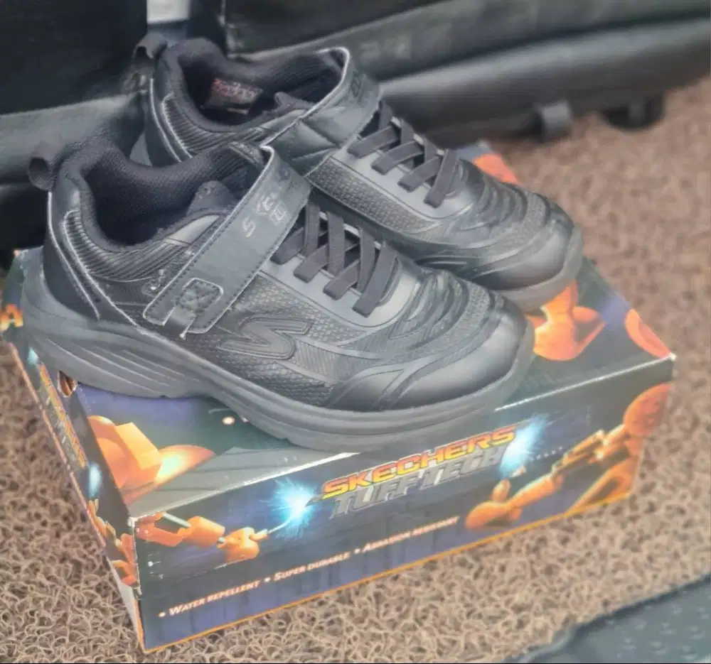 SEPATU SKECHERS ANAK