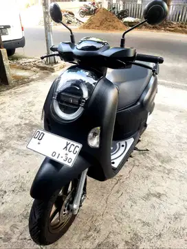 Honda scoopy prestige hitam 2025