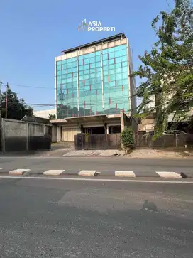 Gedung Di Kebayoran Lama Dekat Gandaria City Pondok Indah