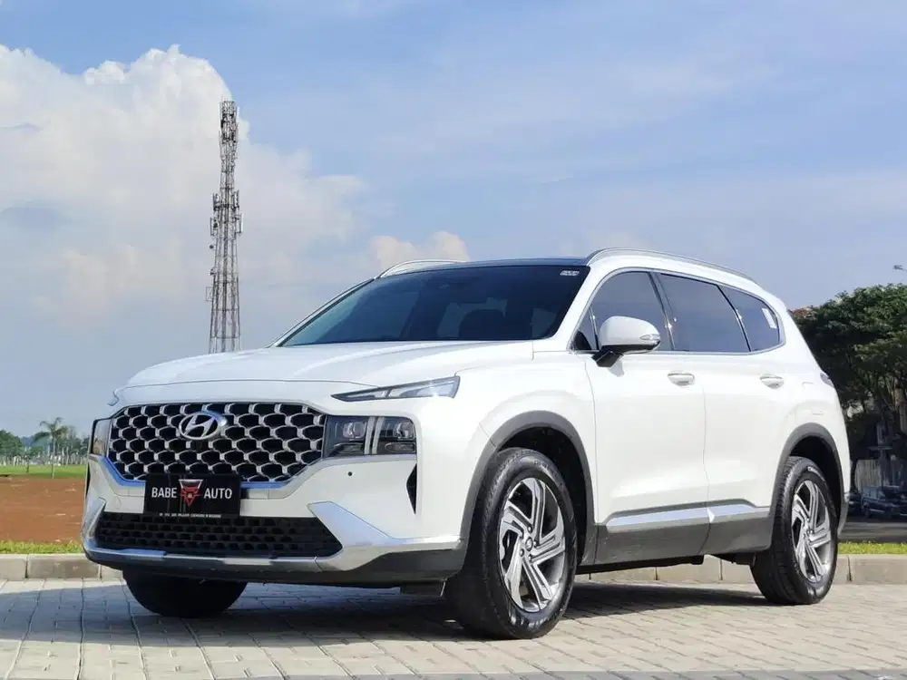 Hyundai Santa Fe 2.5 Signature 2022 REG 2023 (Santafe signature 2022)