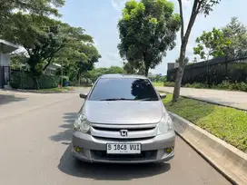 Honda Stream 2005 Bensin