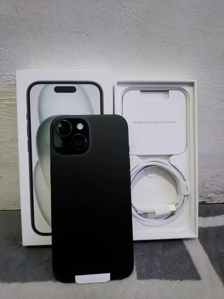 iPhone 15 128 iBox PAA black open box saja (aktivasi tgl 24 September)