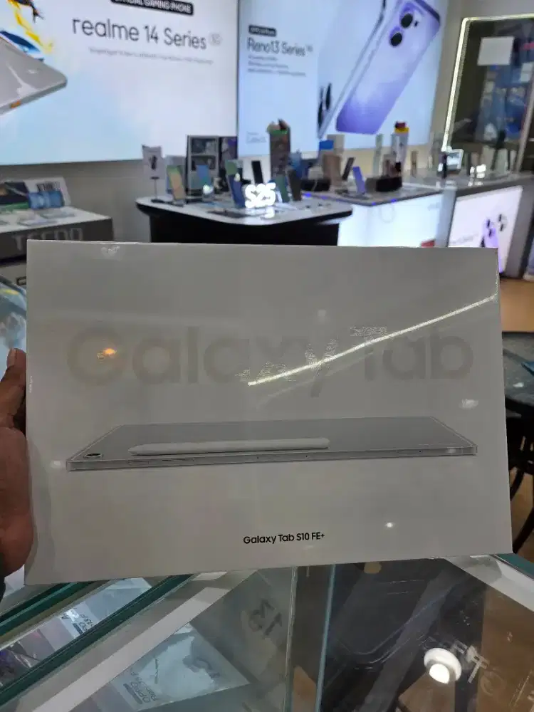 Samsung Tab s10 Fe plus wifi 12/256 Baru Free Buds Core dan Adaptor
