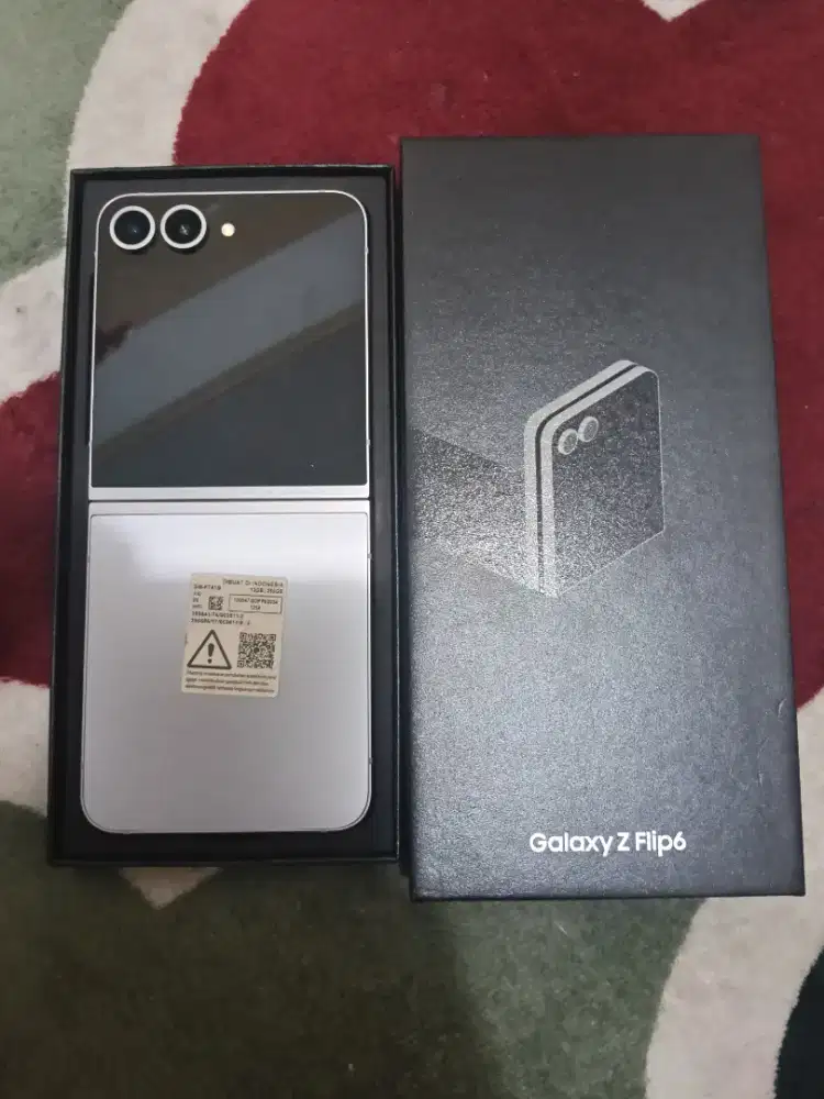Samsung galaxy Z flip 6