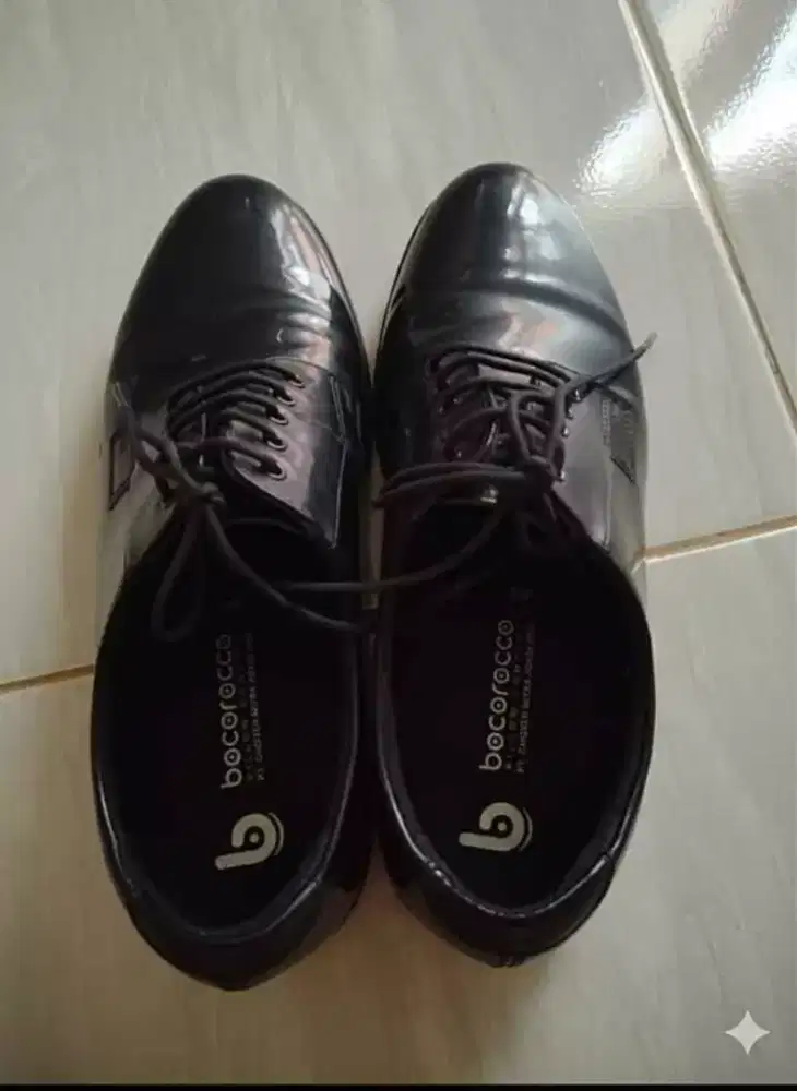 Sepatu formal original pria bocorocco hitam mengkilap bekas rasa baru
