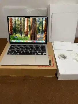 Macbook Air M3 16/256 iBox Like New