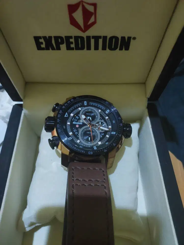 Jam pria expedition original