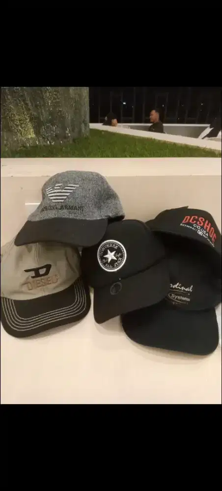Aneka topi modern