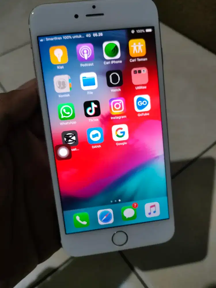 iPhone 6 plus 64gb