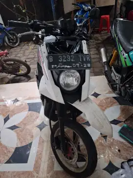 Dijual Yamaha X ride 2013