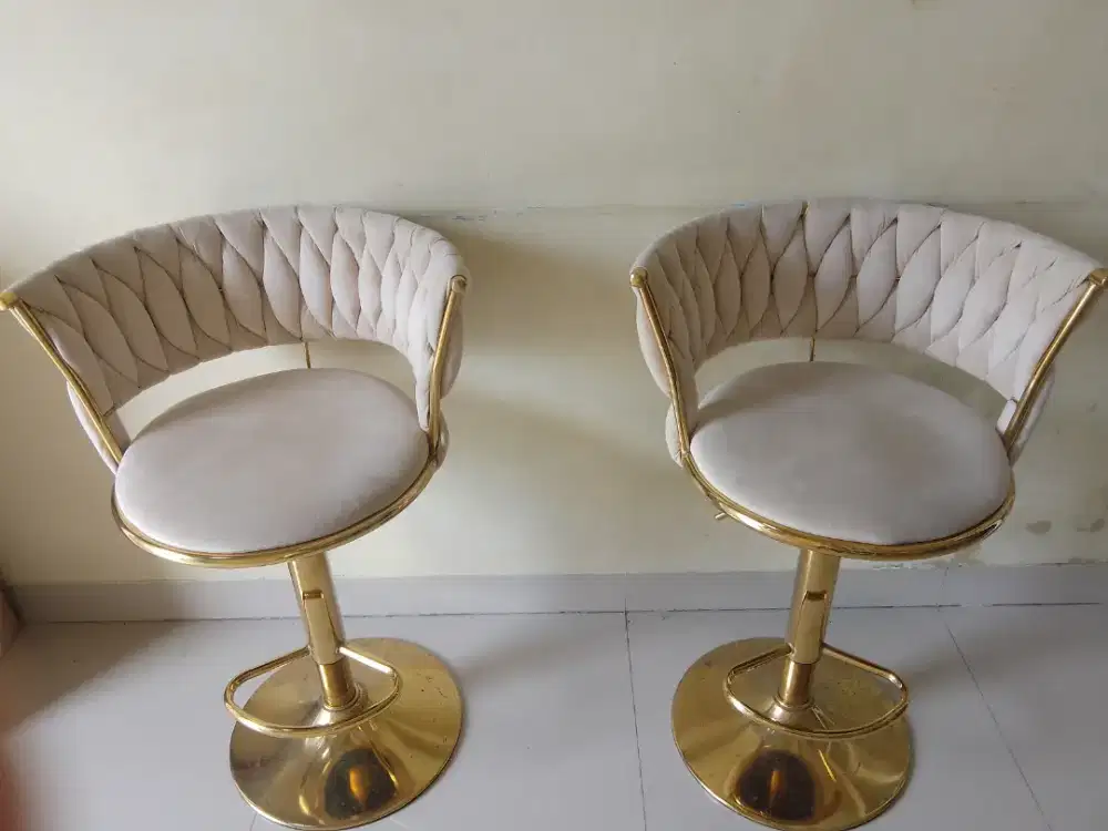 Kursi putar gold