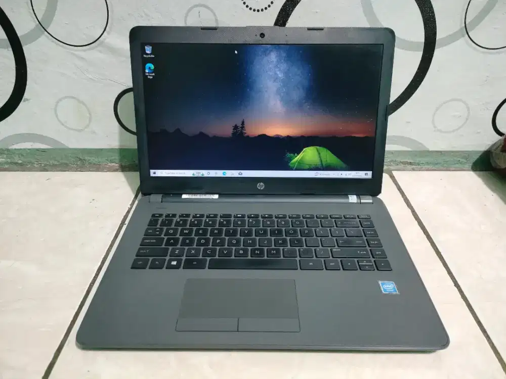 JUAL CEPET •Laptop HP 14 -Bs710TU -Intel CELERON -4GB -HDD 500GB -