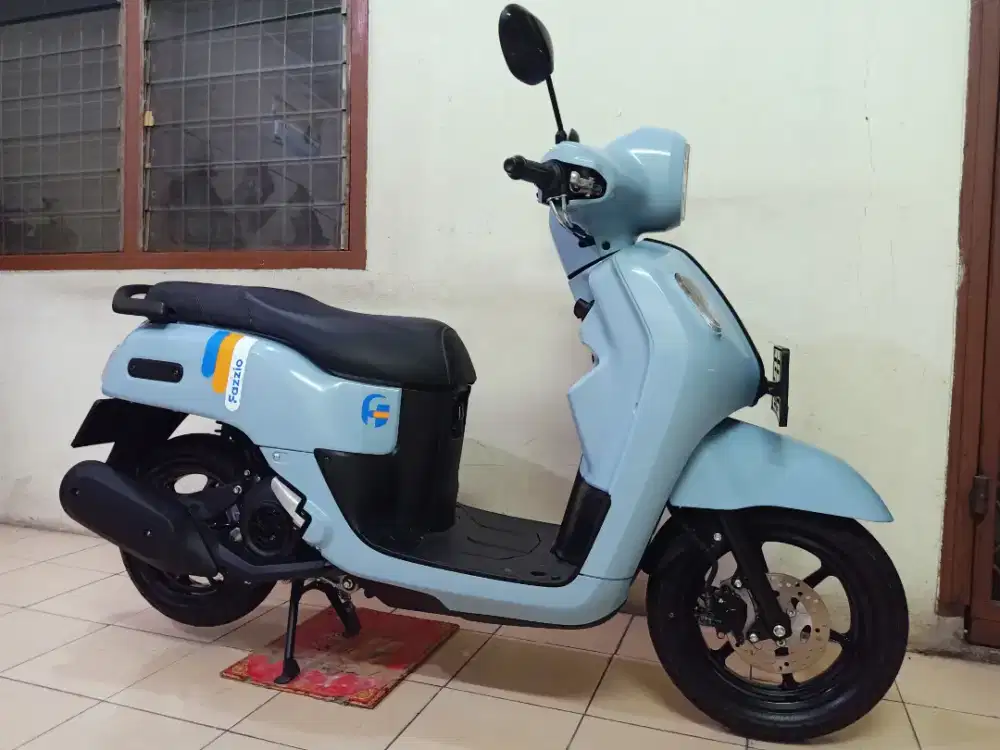 Yamaha FAZZIO 125 CONNECTED REMOTE KEYLESS 2025 BL 5 ( LOW KM 1 RB)DKI