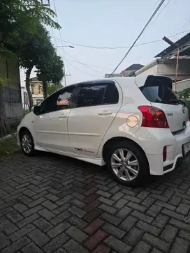 Toyota Yaris 2012 Bensin