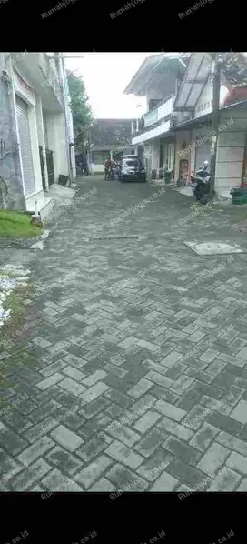 tanah istimewa dan premium selangkah ke UGM