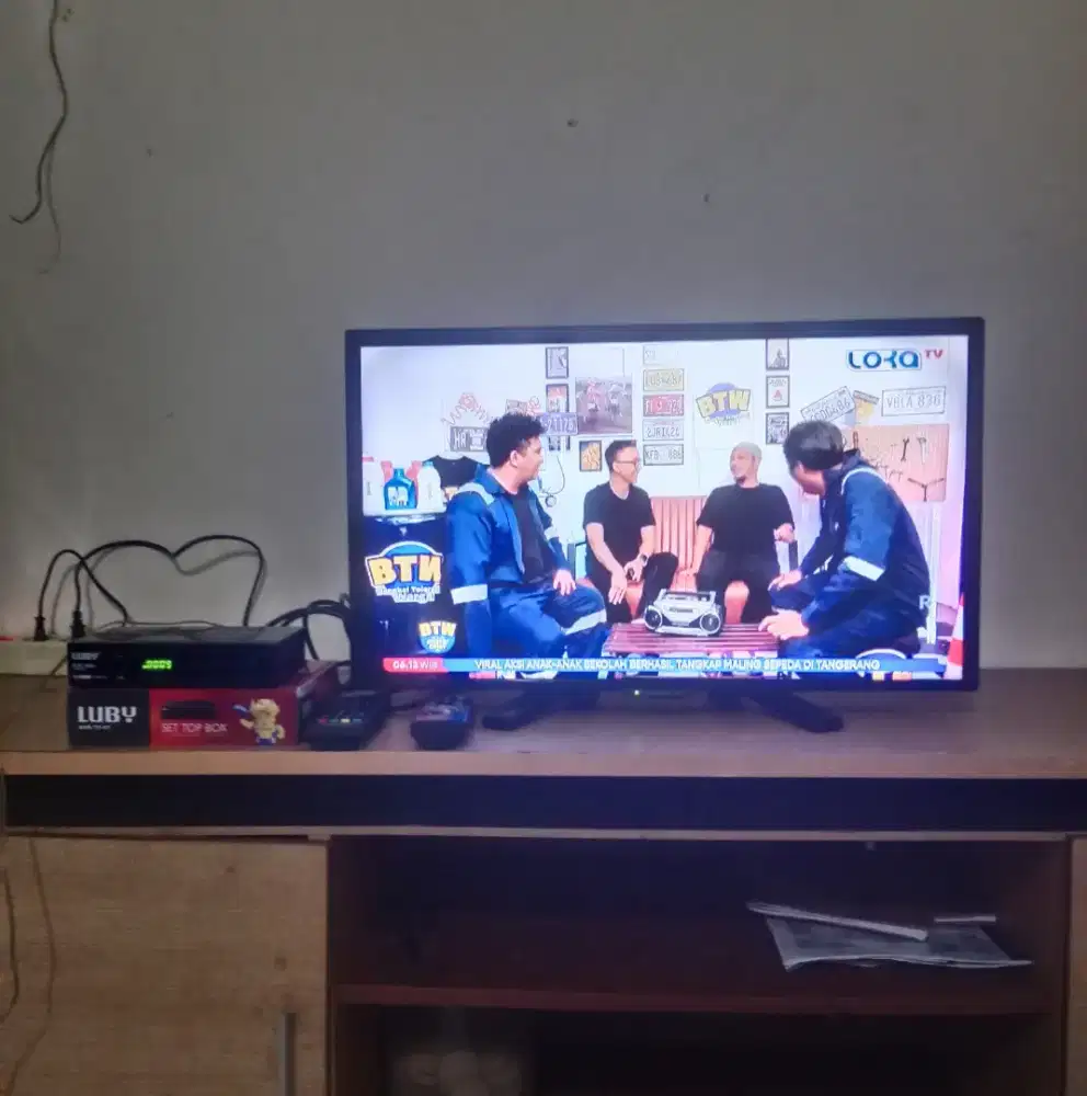 Jual ni TV led sharp 24 inchi lengkap