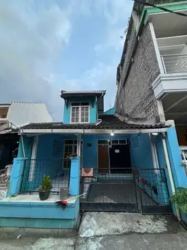 DIJUAL/Dikontrakan RUMAH DEKAT TOLL