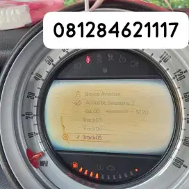 Servis layar LCD buram head unit mobil original