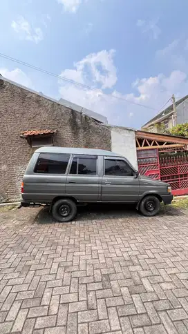 Toyota Kijang 1989 Bensin