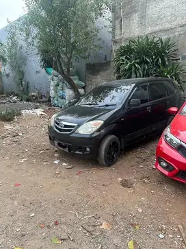 Di jual Toyota Avanza 2011 1.3 G At