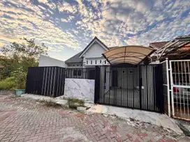 Jual Rumah Mulyosari Sudah Renovasi Seperti Baru