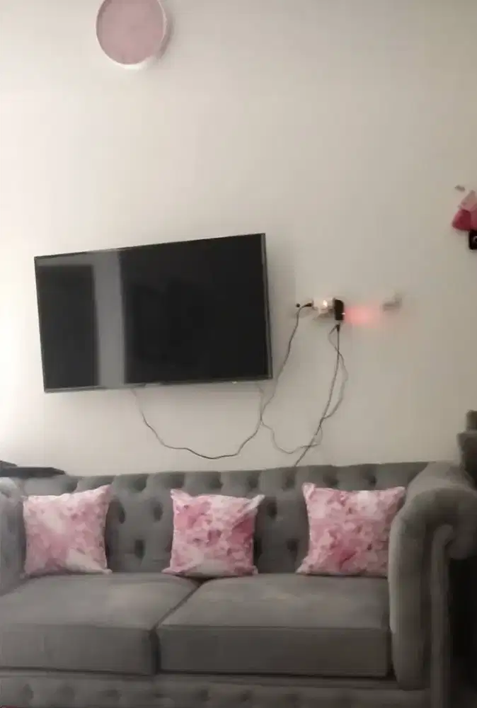 SOFA ABU ABU besar