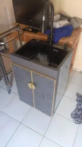 Meja stainles 2 susun dan wrstafel cuci tangan