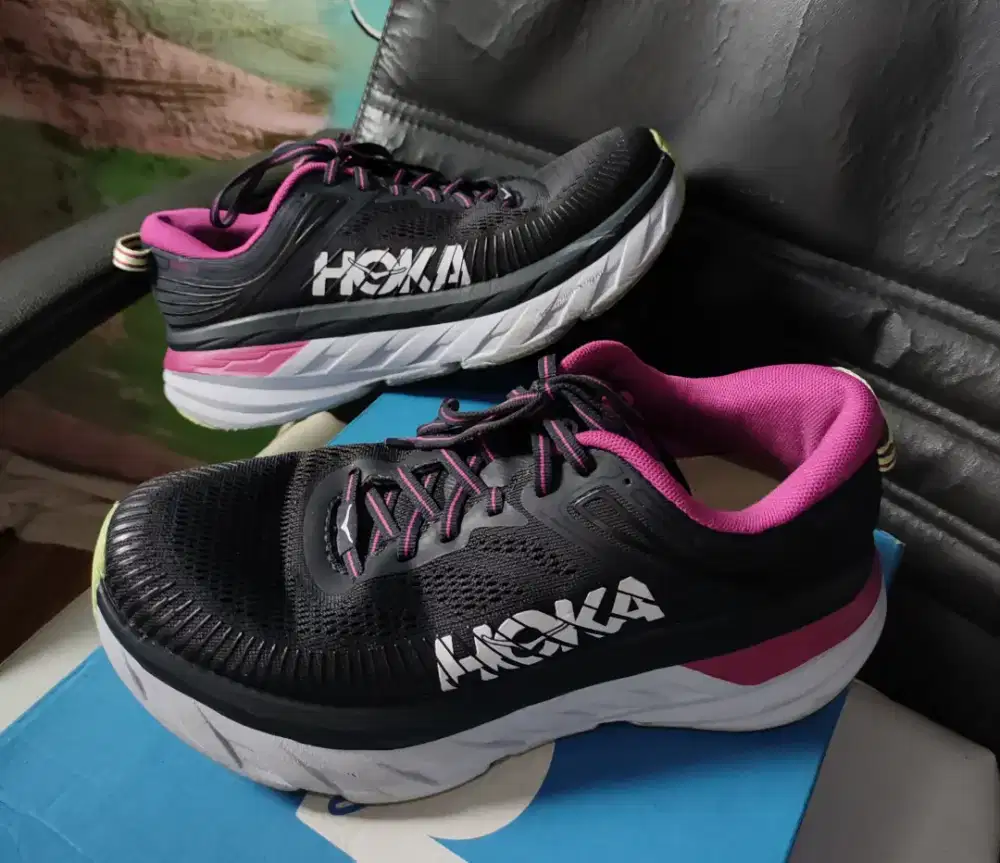 Sepatu wanita Hoka BONDI 7 Women's Running Shoes
