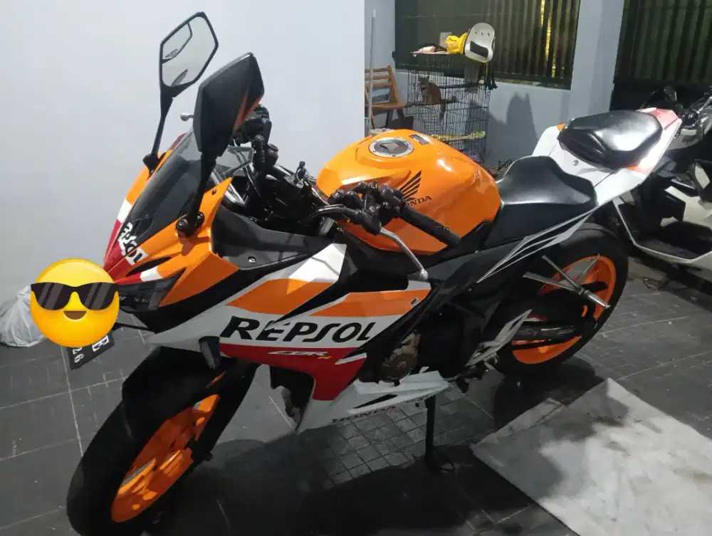 Dijual Sepeda motor Honda CBR 150 R