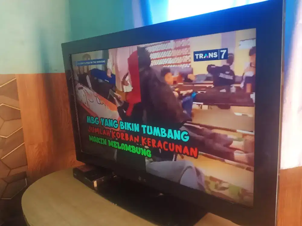 Tv LCD LG 32in  analog + STB