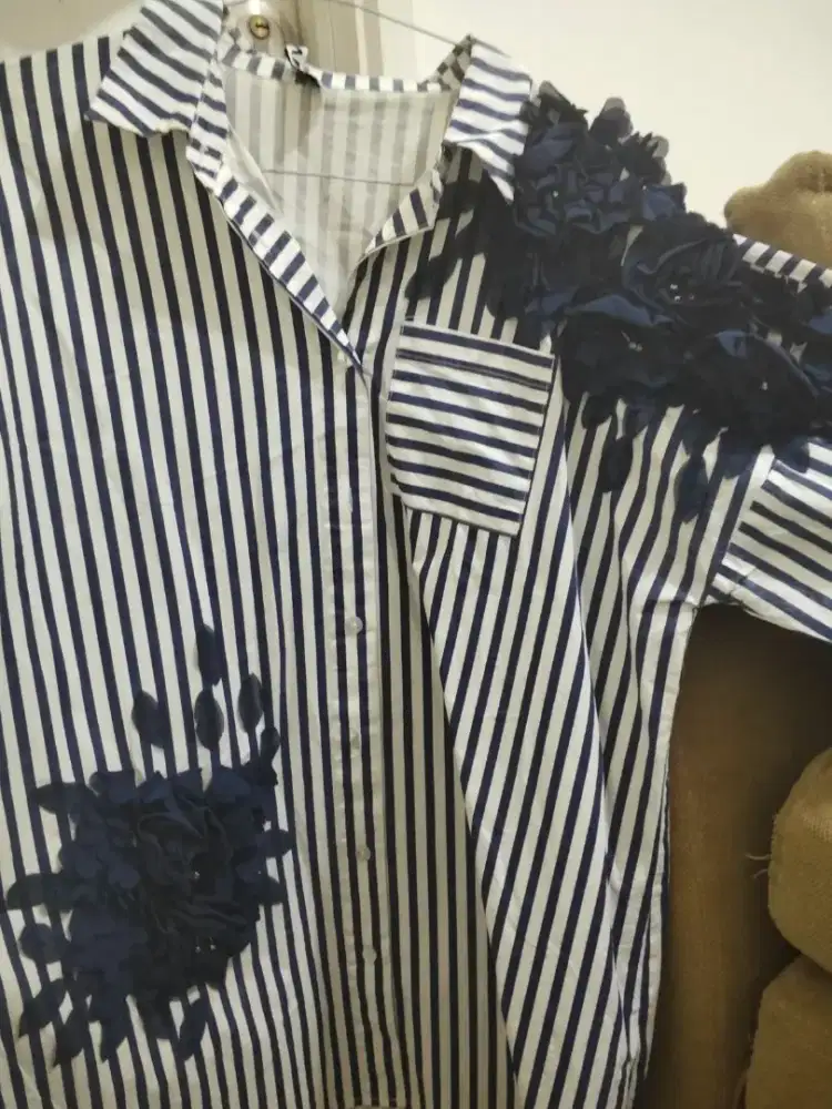 Blazer dan atasan murah