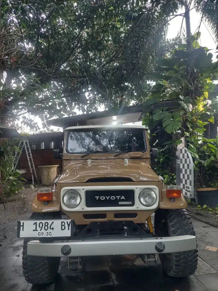 Hardtop BJ 40 l terakhir 1984 diesel 4x4 sangat terawat istimewa
