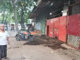 Bangunan lapak pinggir jalan besar