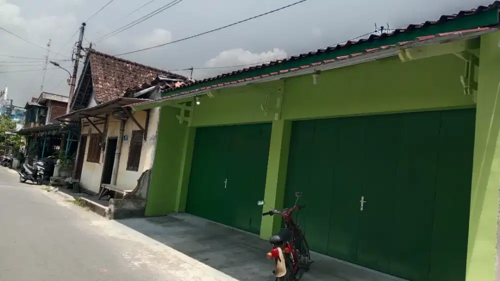 Ruko dekat kampus