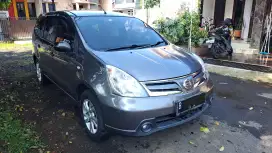 Grand Livina SV 2011