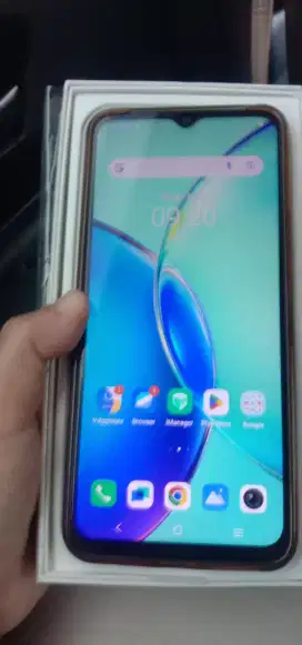 Jual hp Vivo Y17s ,komplit barang mulus no minus