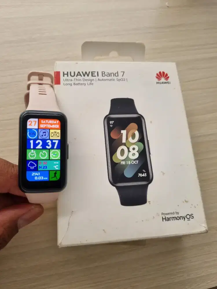 Huawei Band 7 ( Smart band )