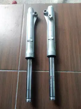 Sparepart suzuki smash 2003 non cakram
