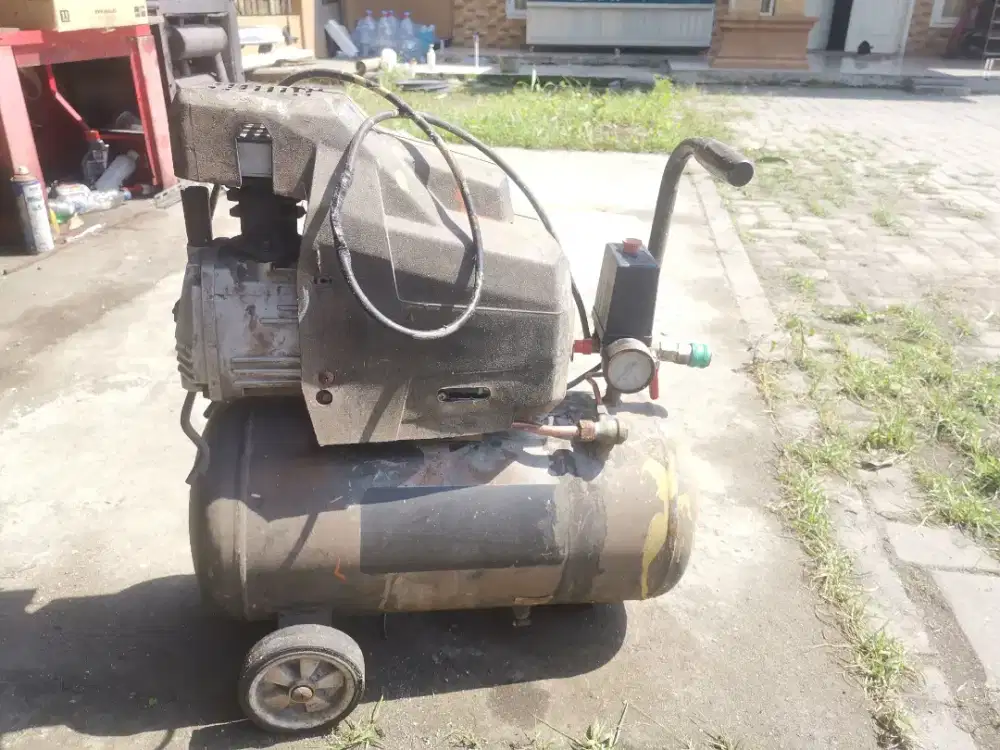 Kompresor Angin Izumi 3/4 HP