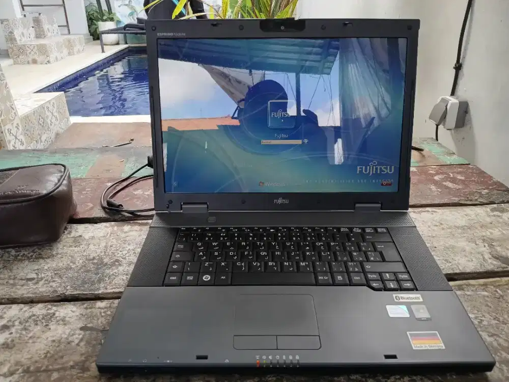 Fujitsu laptop ESPRIMO V6535
